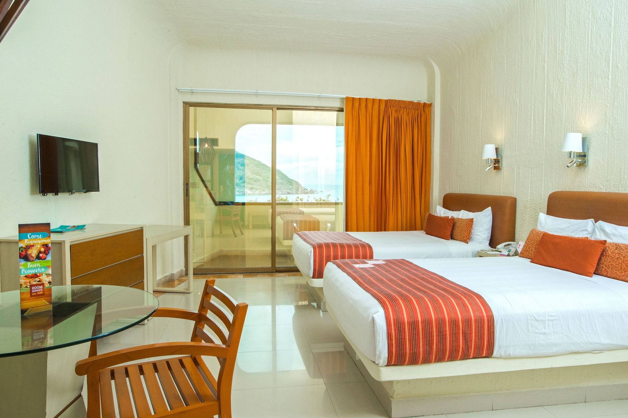 JUNIOR SUITE, NO VIEW, KITCHENETTE
