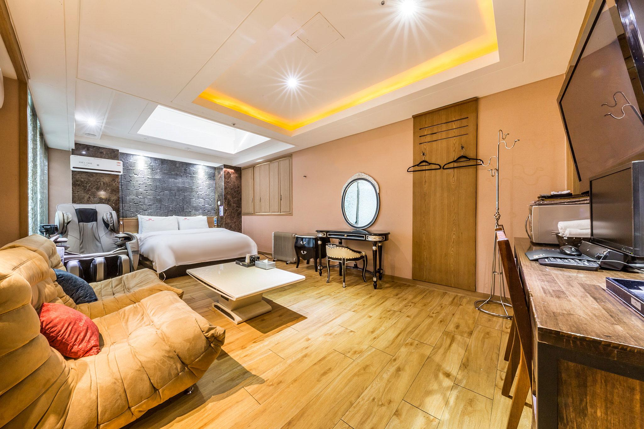 HOTEL ARGO 24/48