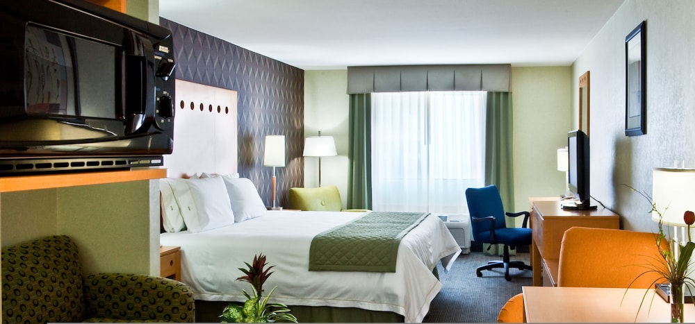Holiday Inn Express And Suites Monterrey Aeropuerto 24/78
