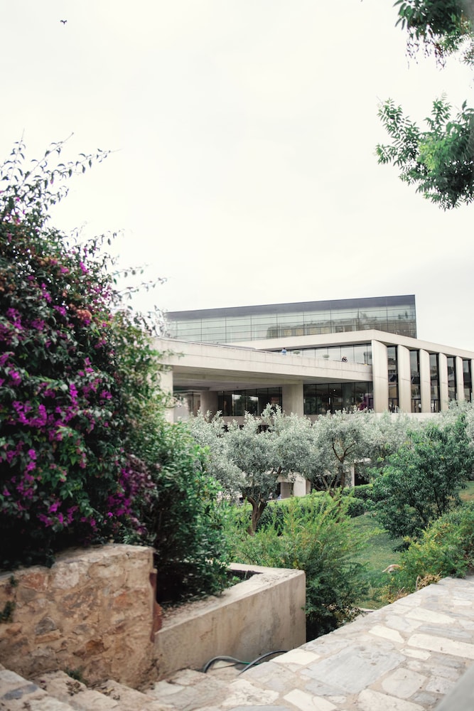 Acropolis View 2/68