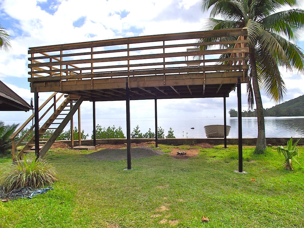 Moorea Surf Bed And Breakfast Hostel 27/32
