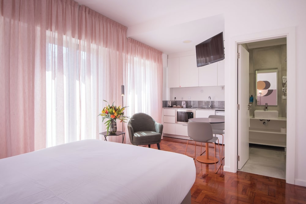 Lisbon Serviced Apartmentos - Campos 19/48