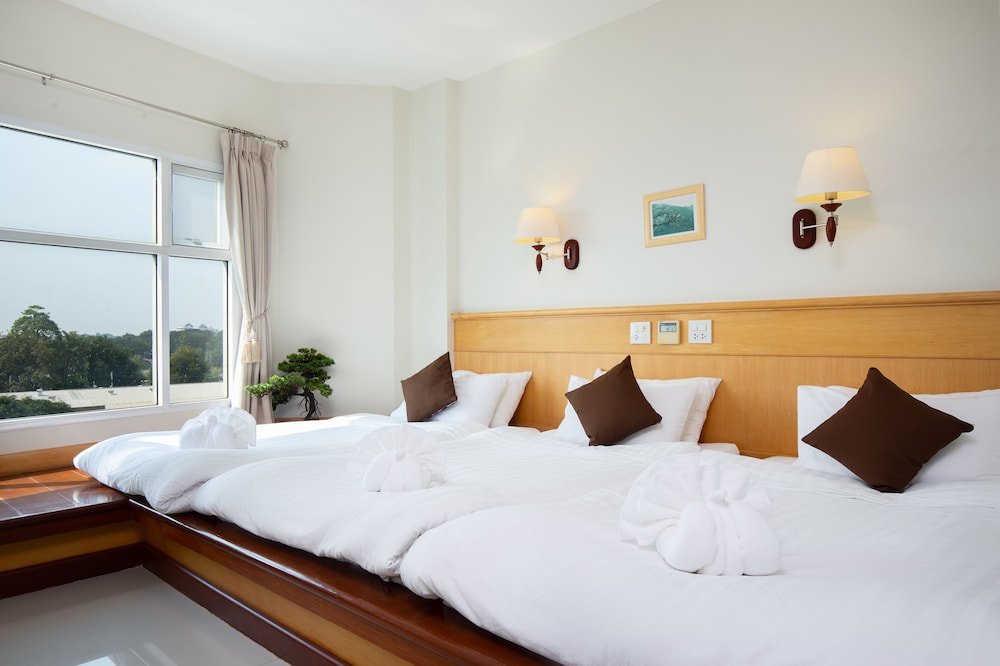 Kanchanaburi City Hotel 18/62