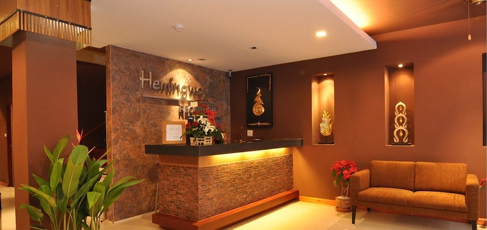 Hemingway's Hotel 5/39
