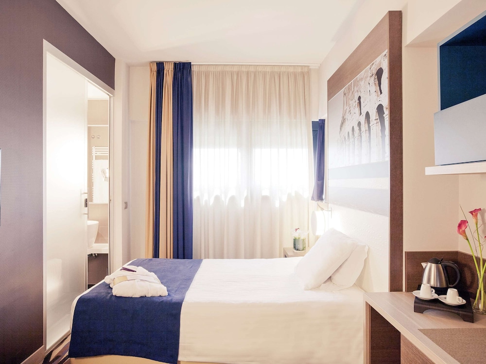 Mercure Roma Centro Colosseo 28/71