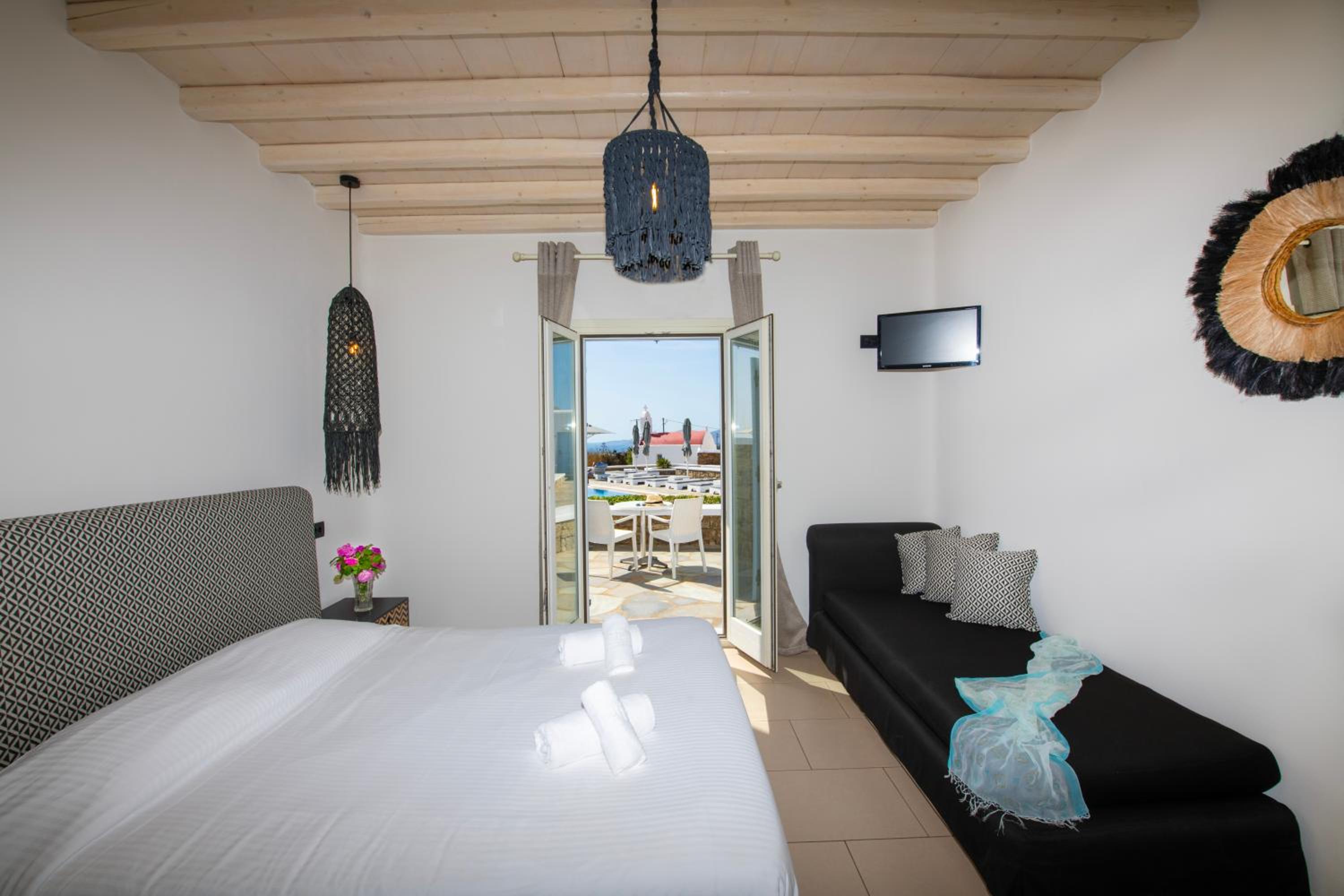 ROOM, DOUBLE BED, SEA VIEW, SUNSET WING