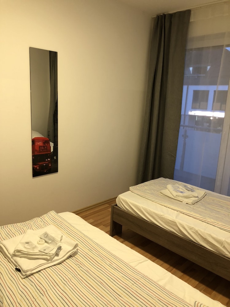 2 BEDROOMS, APARTMENT