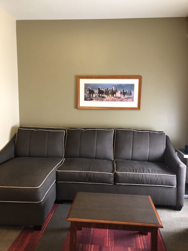 Hampton Inn & Suites Green River 22/34