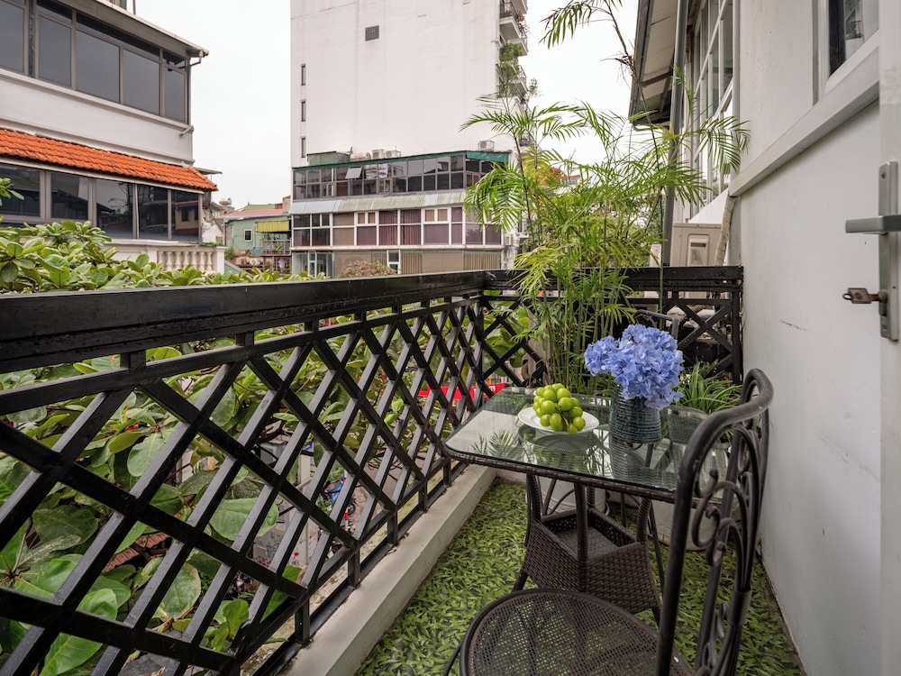HANOI CHIC BOUTIQUE HOTEL 66/74