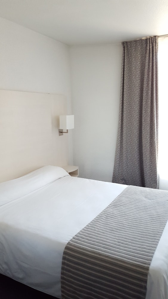 Hotel D'Orsay 12/42