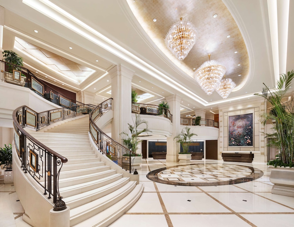 Radisson Collection Hotel Xin Guo Shanghai 6/48