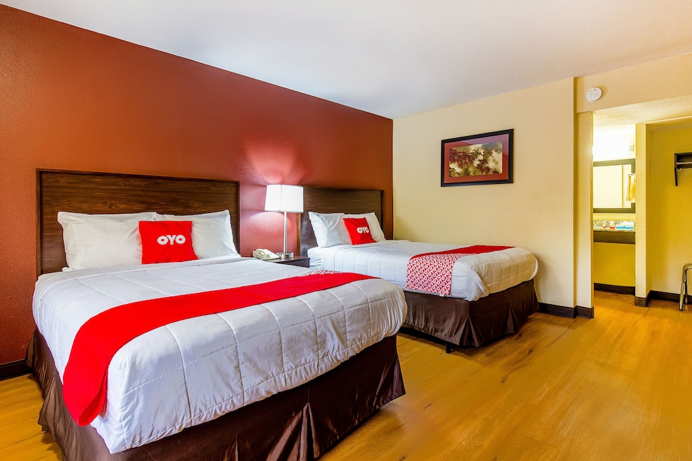 Americas Best Value Inn Moline 18/41