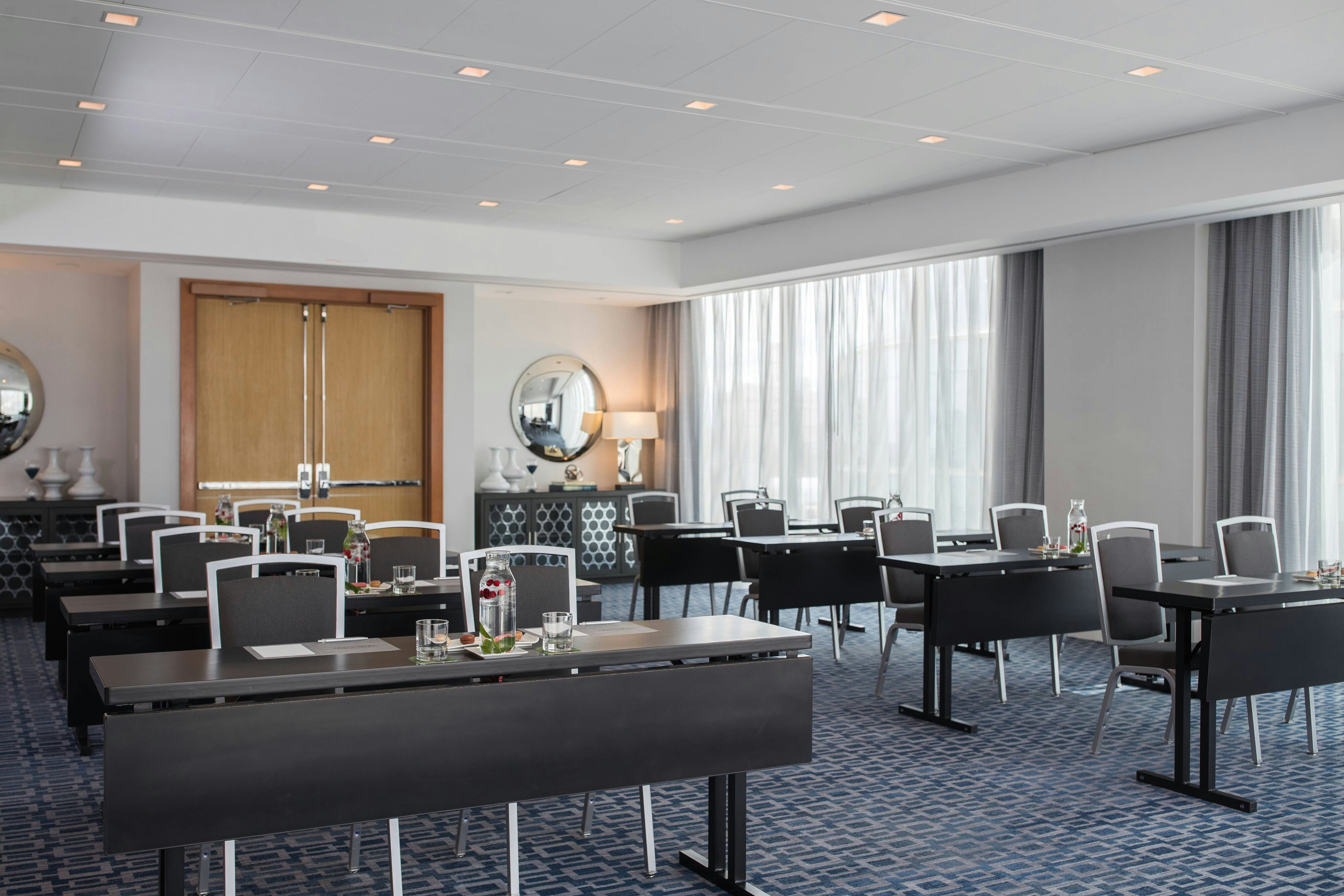 Renaissance Boston Waterfront Hotel 48/51