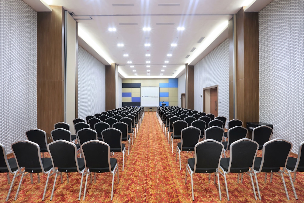 Aston Kartika Grogol Hotel and Conference Center 37/42