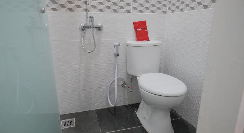 RedDoorz near Taman Palem 40/45