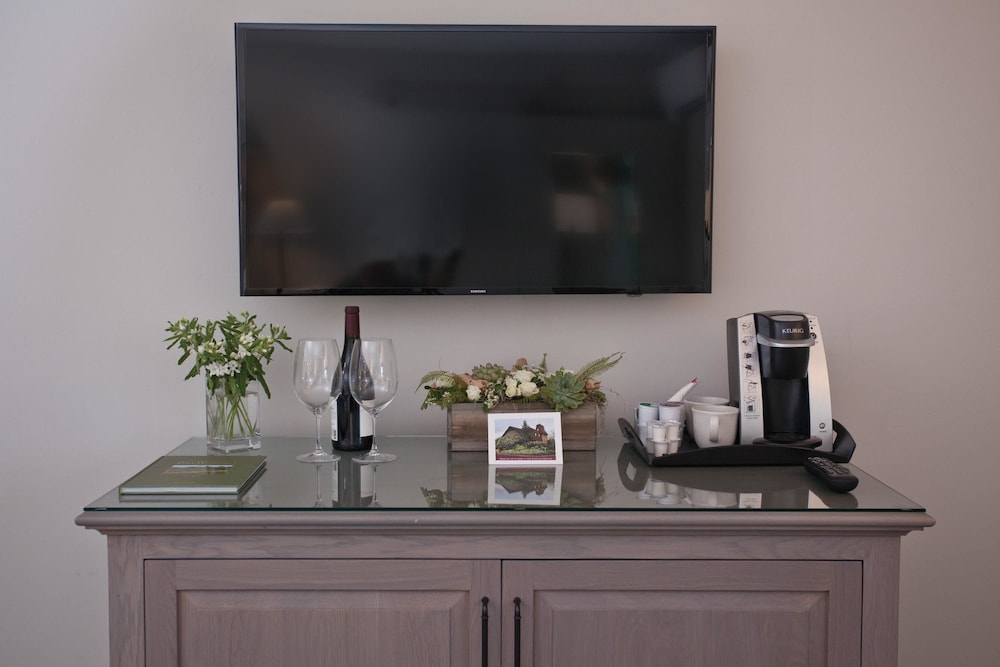 Wine Country Inn 56/74