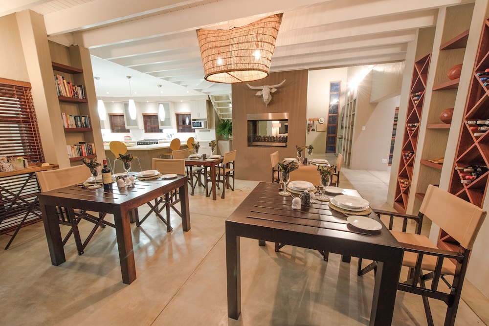 Ekhaya Bush Villa 40/50