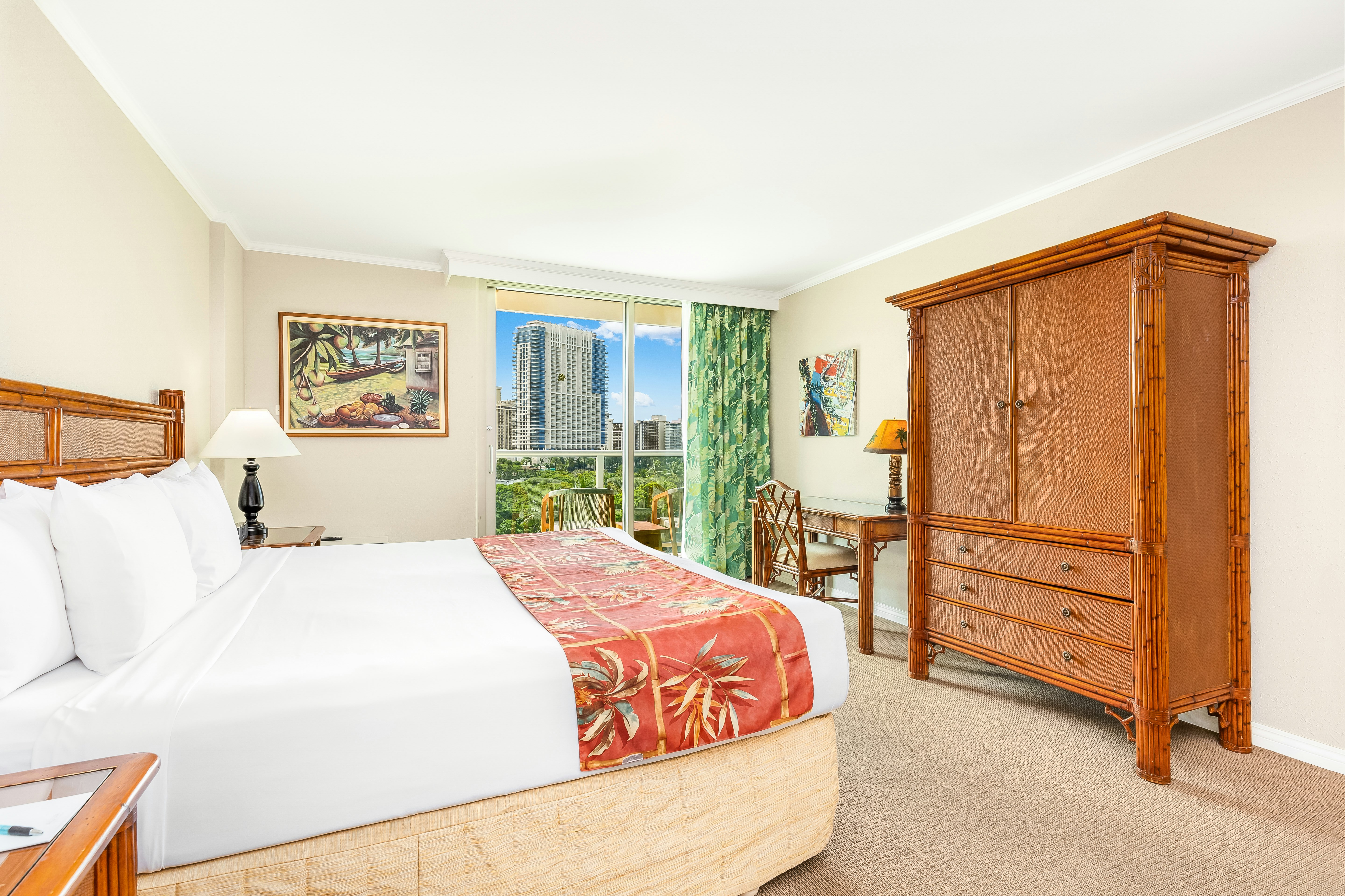 Luana Waikiki Hotel and Suites 11/50