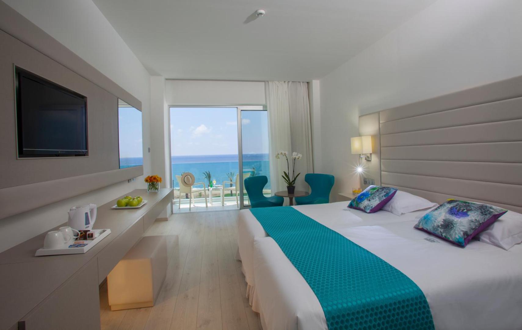 SUPERIOR ROOM SEA VIEW