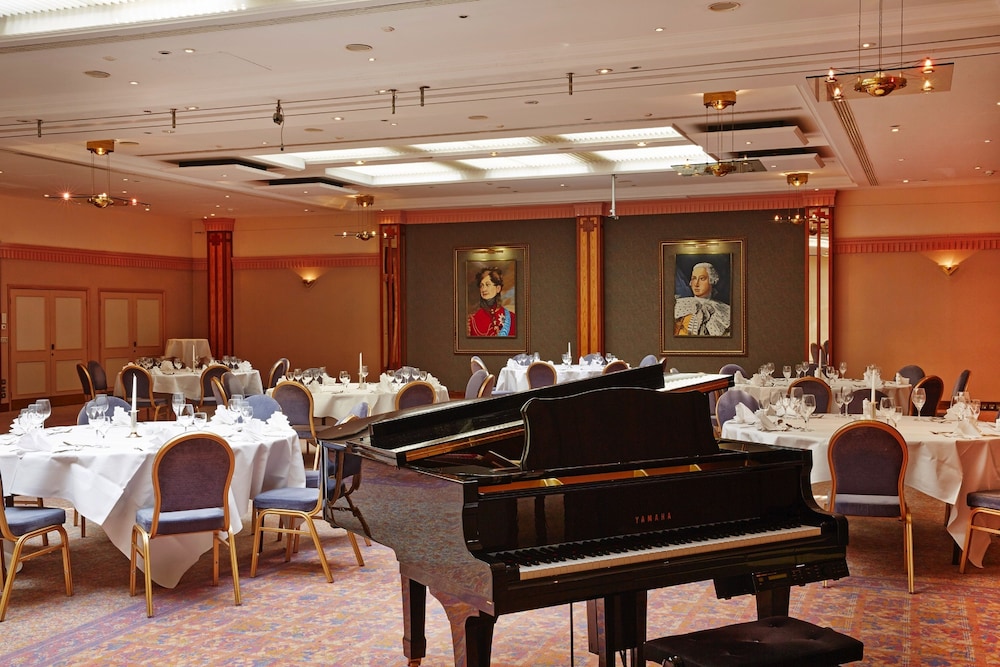 H4 Hotel Hannover Messe Formerly Copthorne Hotel Hannover 49/54