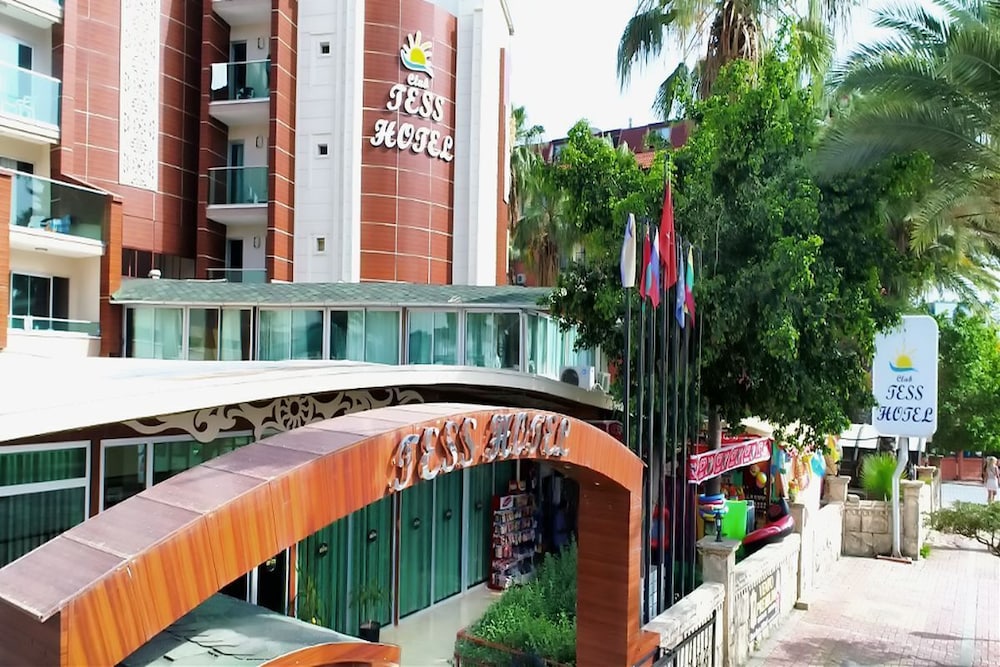 CLUB TESS HOTEL 8/47