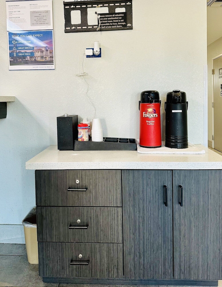 Motel6 Mobile, AL – Airport Blvd 9/26