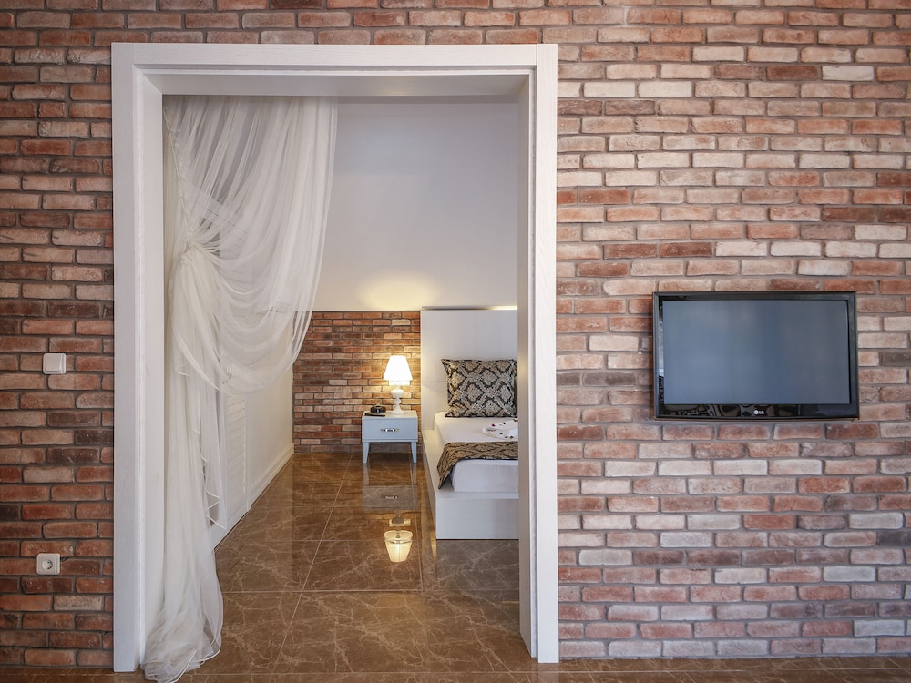 Morina Deluxe Hotel 26/50