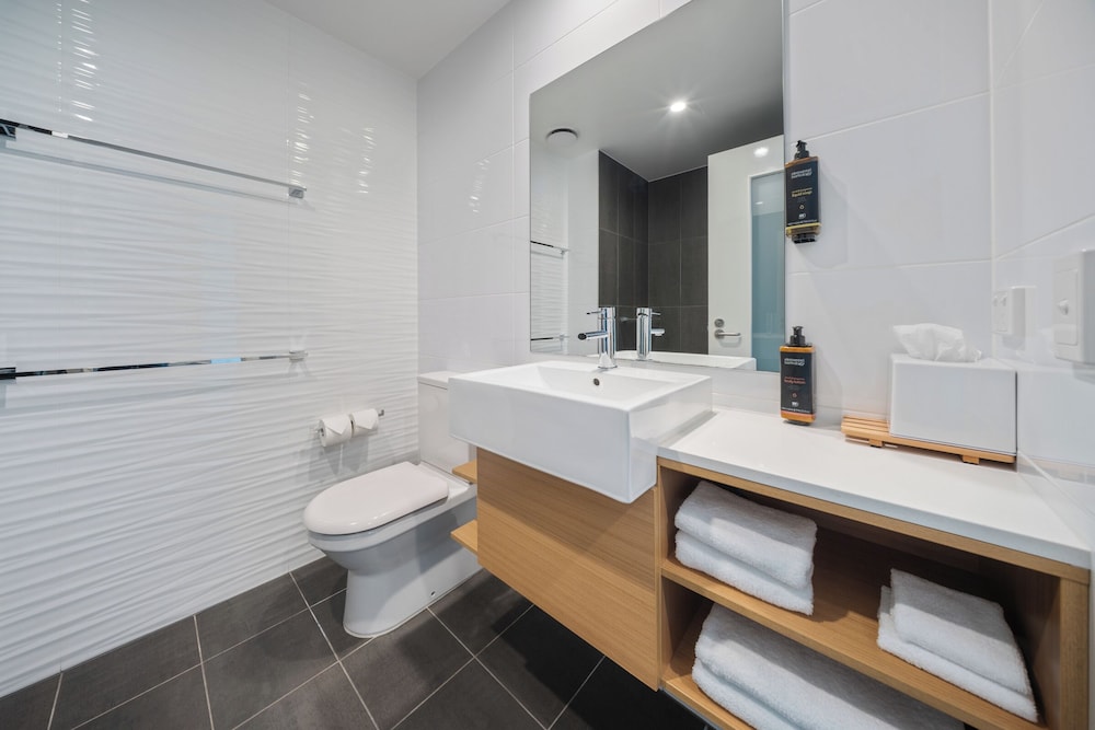 Mercure Newcastle Airport 48/50