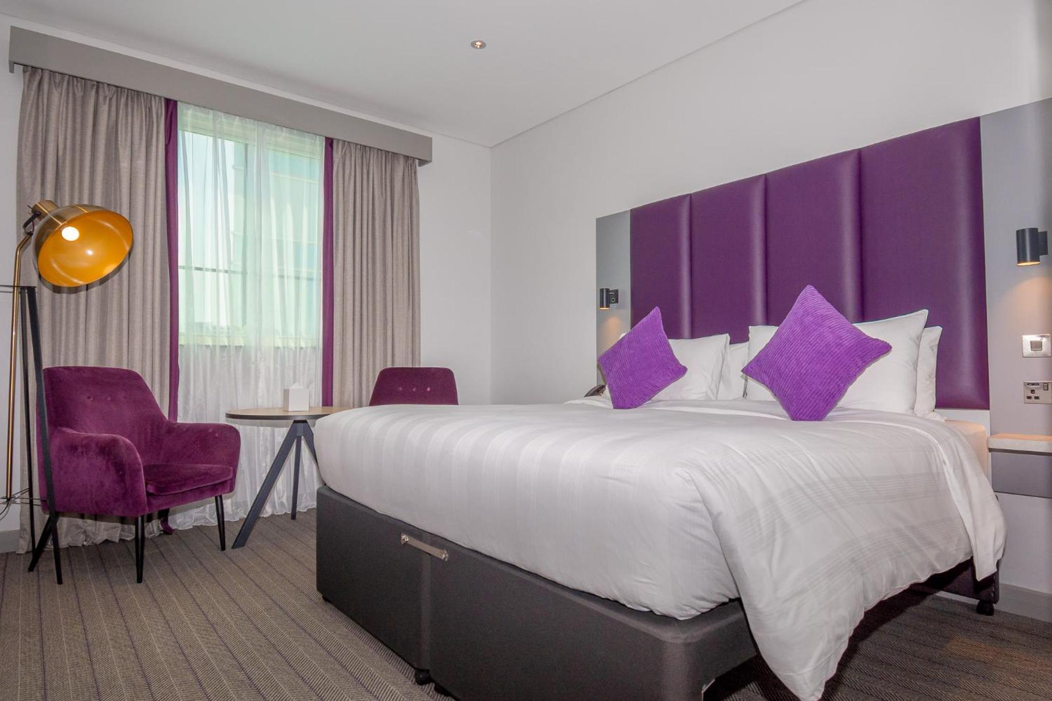 Plus, Premier, Double Bed