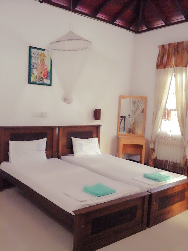 Lagoonvilla Hotel 3/16