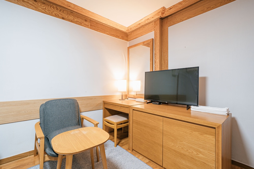 Miju Hotel 41/50
