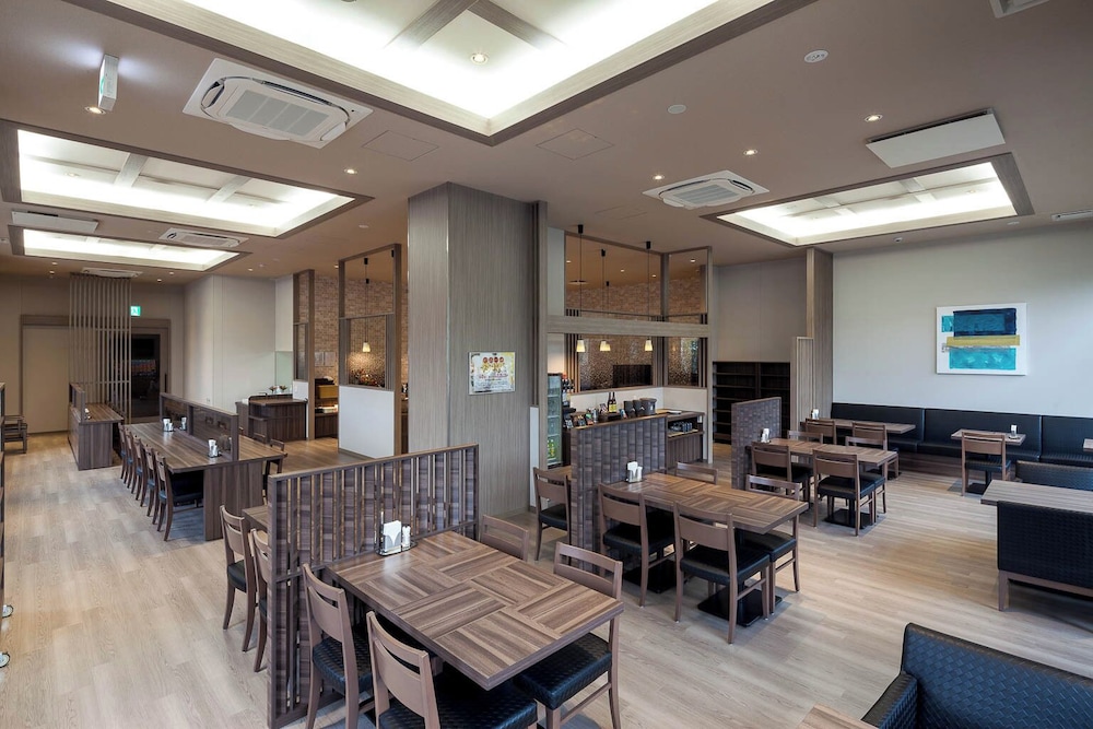 Hotel Route Inn Okayama Ibara 63/65