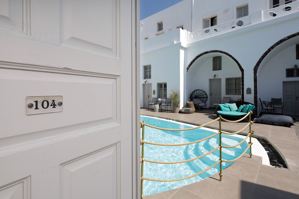 The Museum Project Oia 43/69