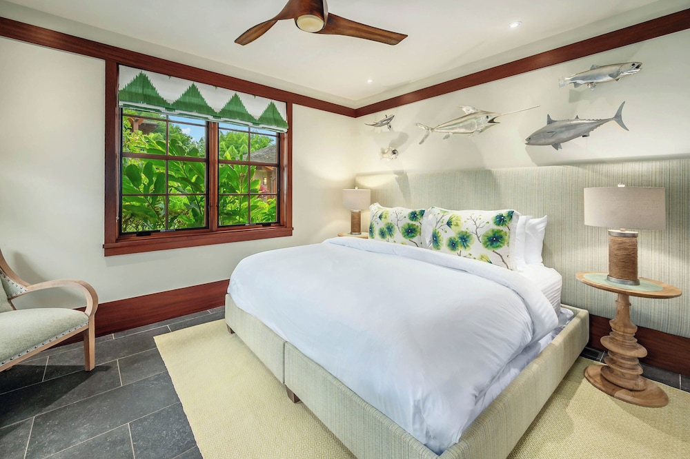 4 BEDROOMS, VILLA