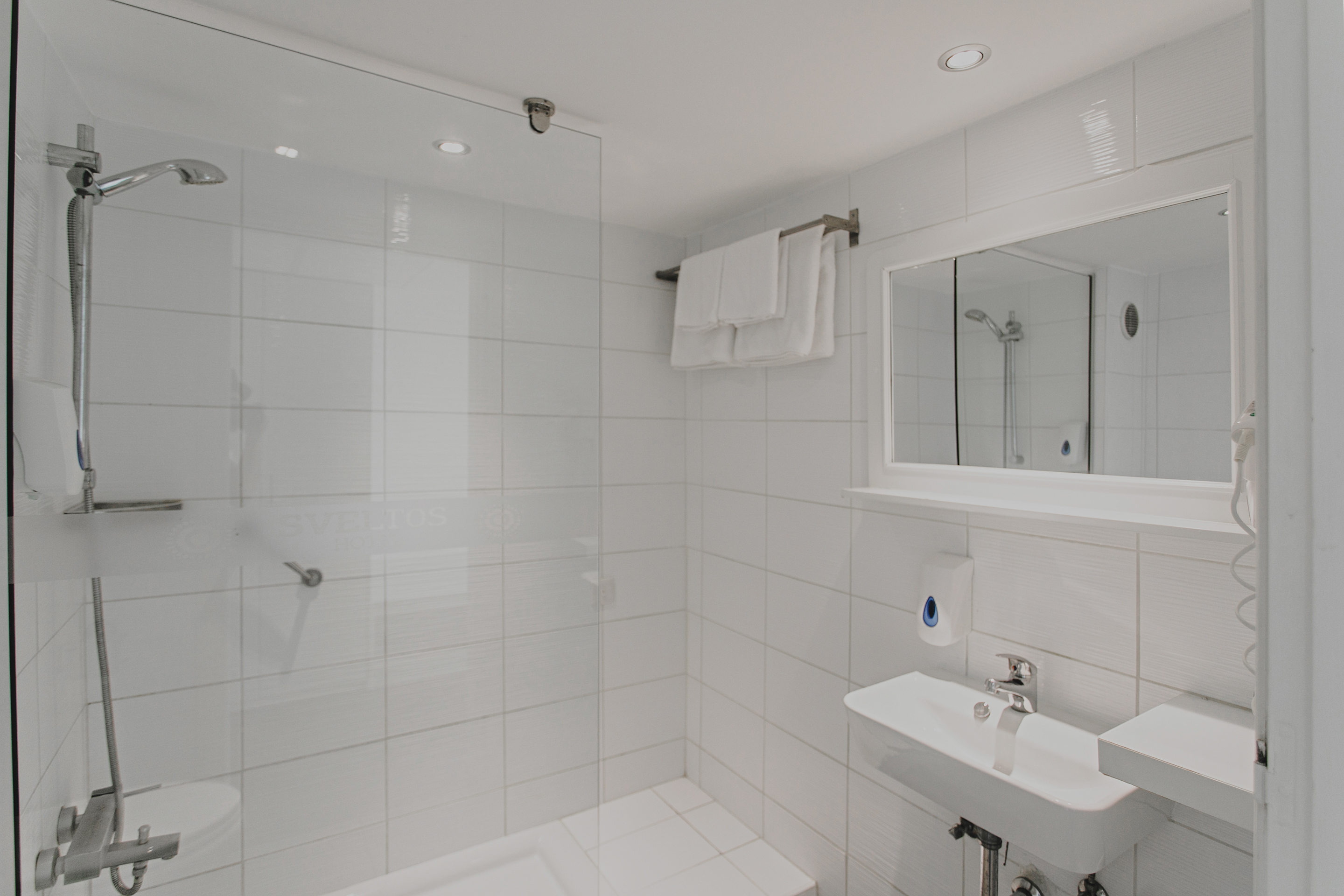 Superior, Double or Twin Bed, Pool View