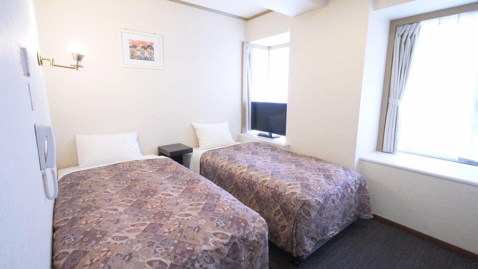 Casual, Standard, Twin Beds, Smoking