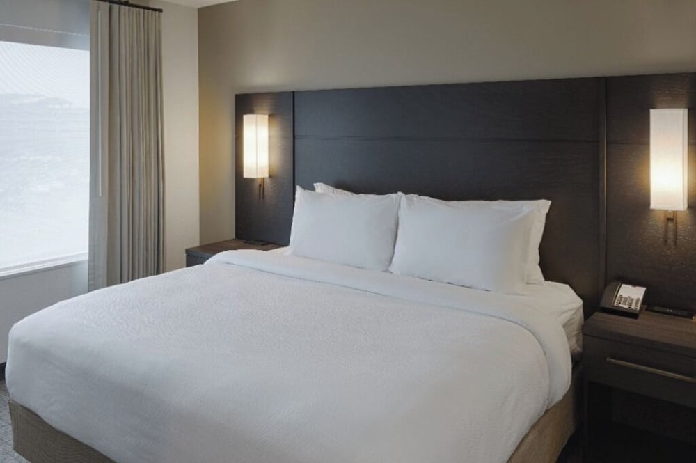 Urban, King Bed