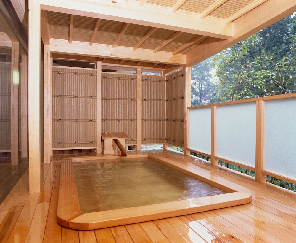 Kinseikan Seseragi 18/50