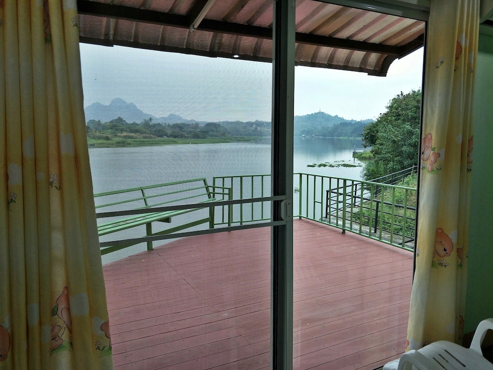 Golden Dragon Resort Kanchanaburi (ex Srisook Resort) 24/50