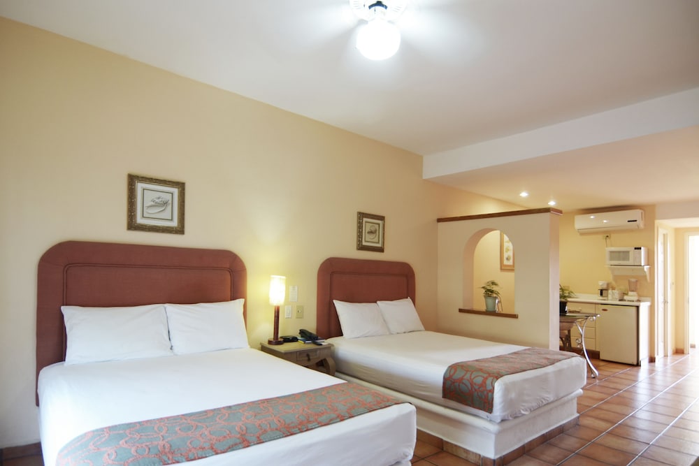 Hotel And Suites Las Palmas Los Cabos 15/68