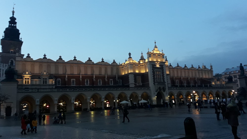 Cracow Central Aparthotel 40/50