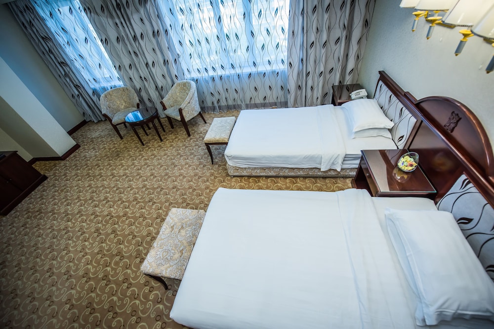 G Empire Hotel 20/66