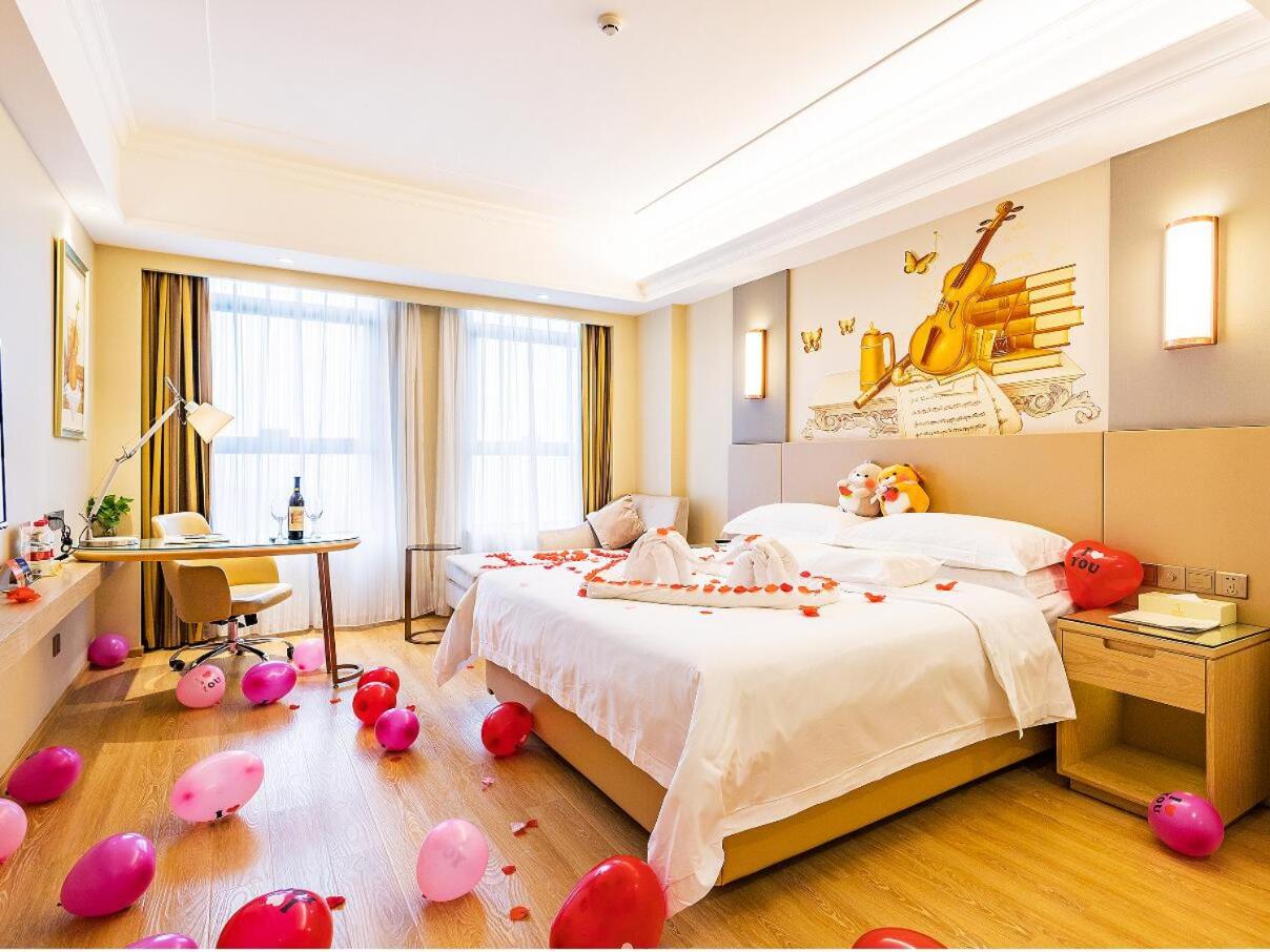 Vienna International Hotel (Chongqing Yubei District Airport) 12/19