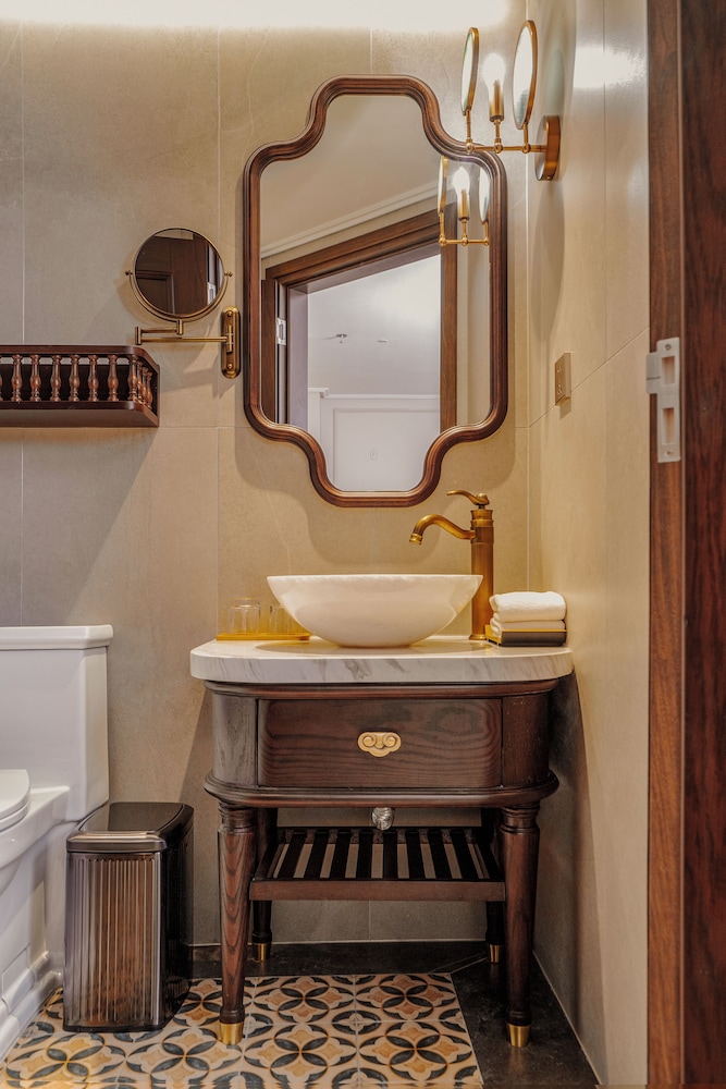 Rue de L amour Boutique Hotel 50/50