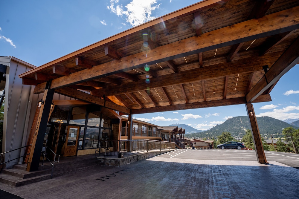 Hotel Estes 57/66