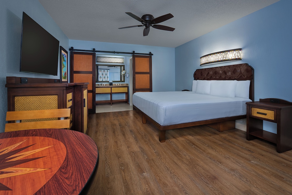 Disneys Caribbean Beach Resort 4/50