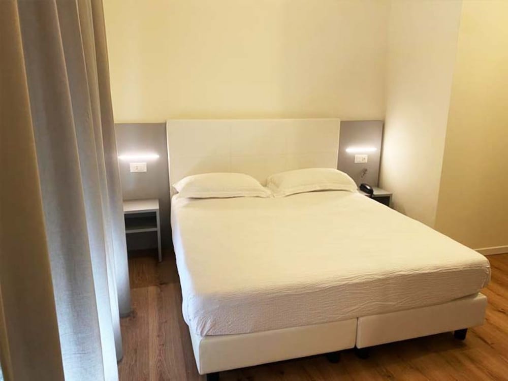 Hotel Aron 22/50