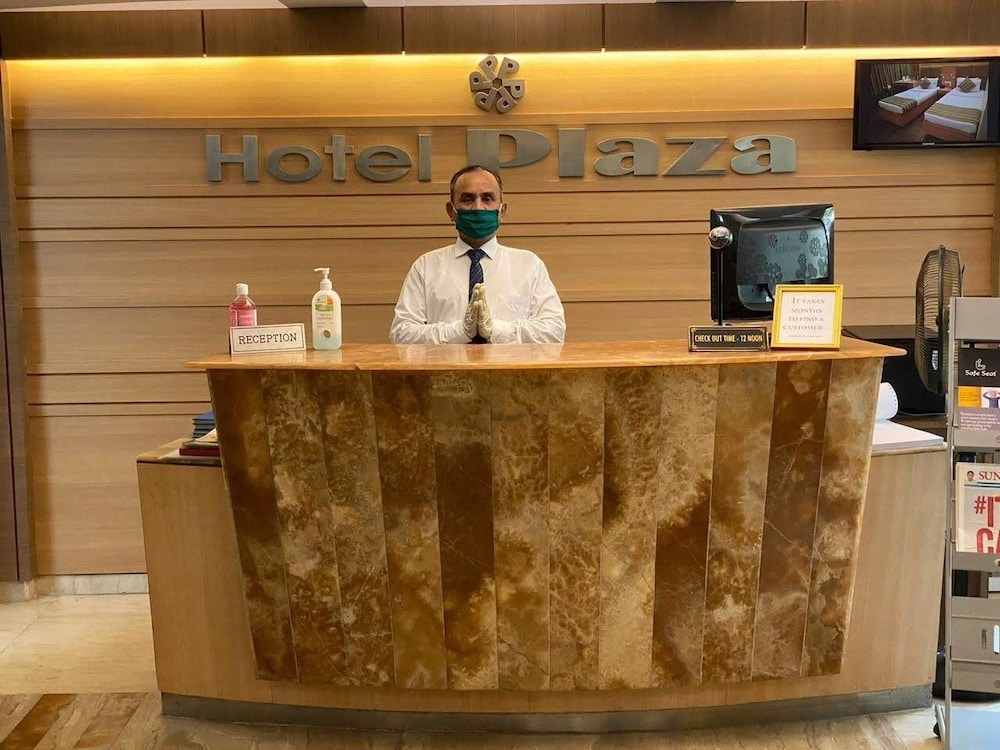 Hotel Plaza 4/37