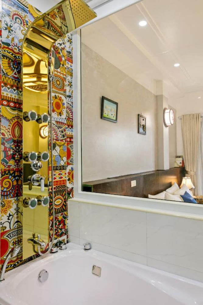 Hanoi Stella Hotel 6/100