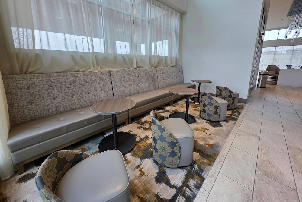 Hawthorn Extended Stay Austin North 37/50